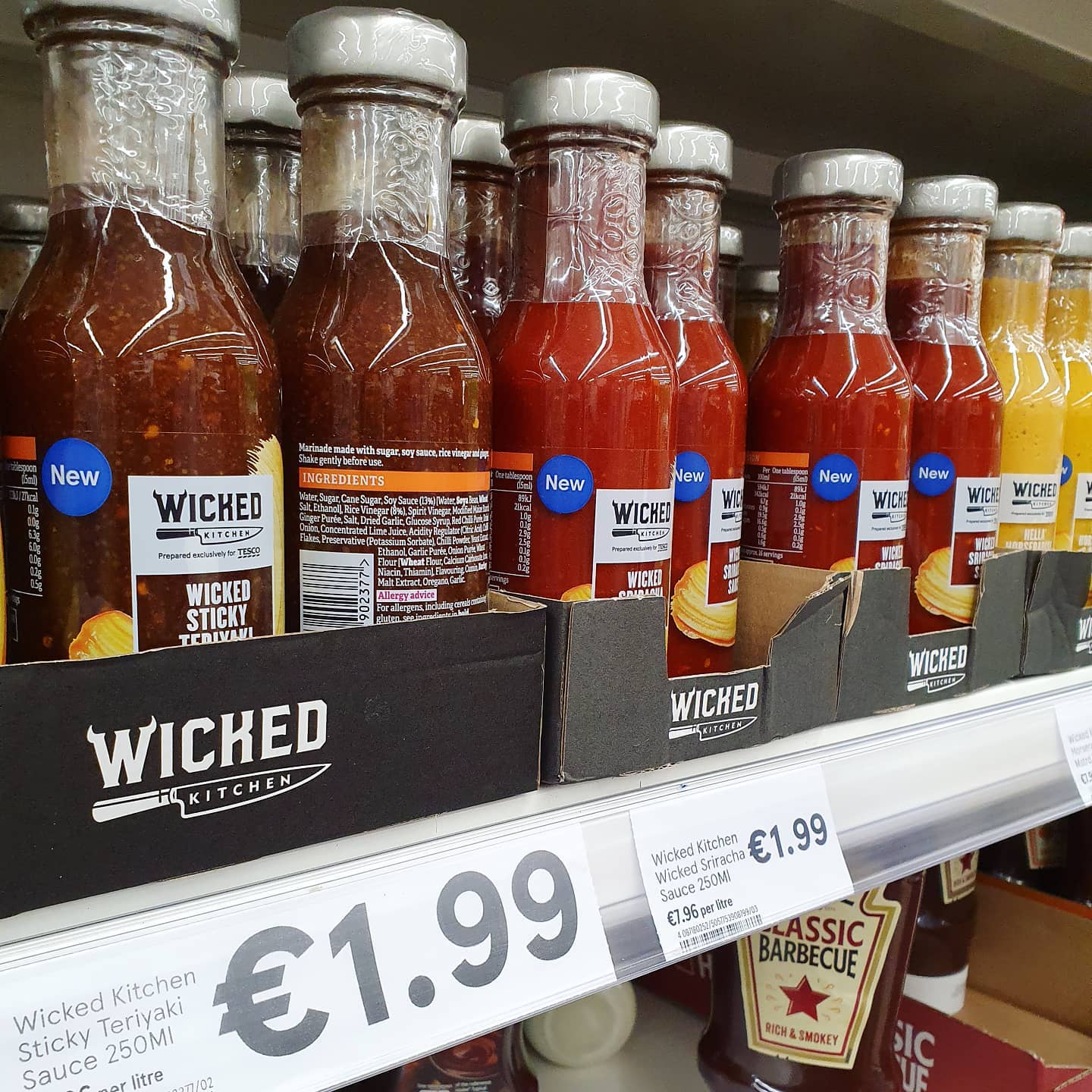 Tesco has a bunch of Wicked sauces in at the moment, when's a better time to try new vegan friendly goodies but during isolation? 👍🏻 #vegan #vegansauce